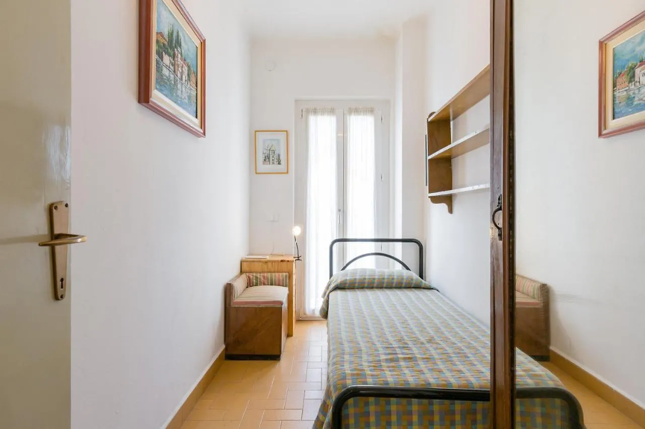 度假居 Villa Fasanella: Cottage Sulla Spiaggia 加尔达 意大利