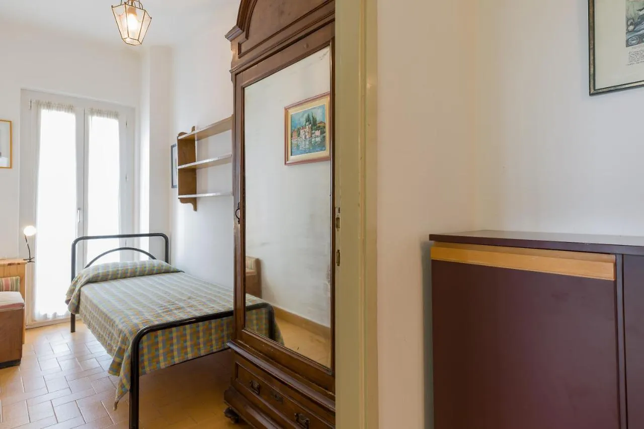 Villa Fasanella: Cottage Sulla Spiaggia 加尔达