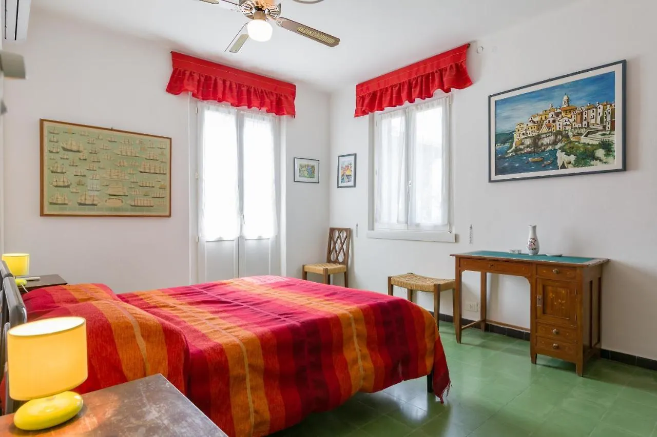 度假居 Villa Fasanella: Cottage Sulla Spiaggia 加尔达