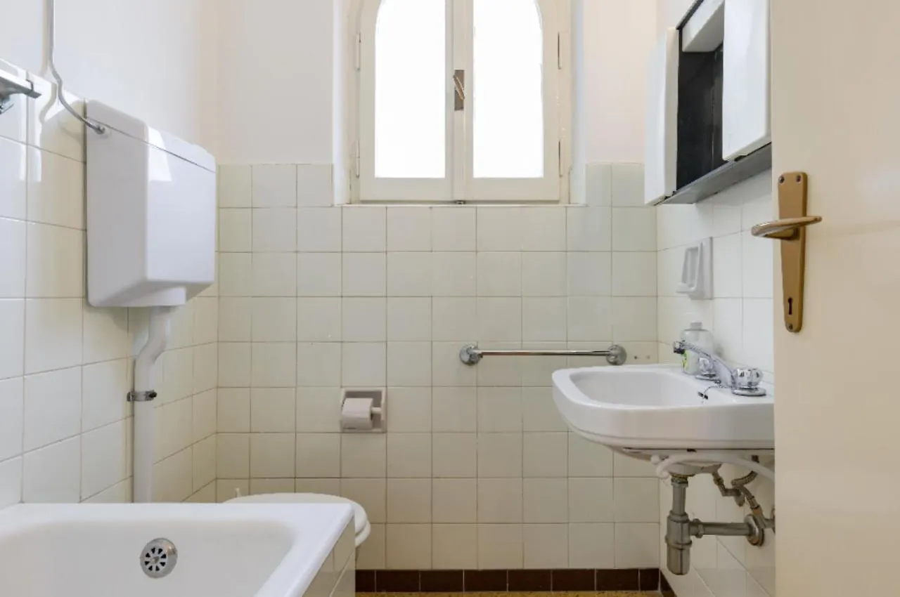 Villa Fasanella: Cottage Sulla Spiaggia 加尔达 度假居